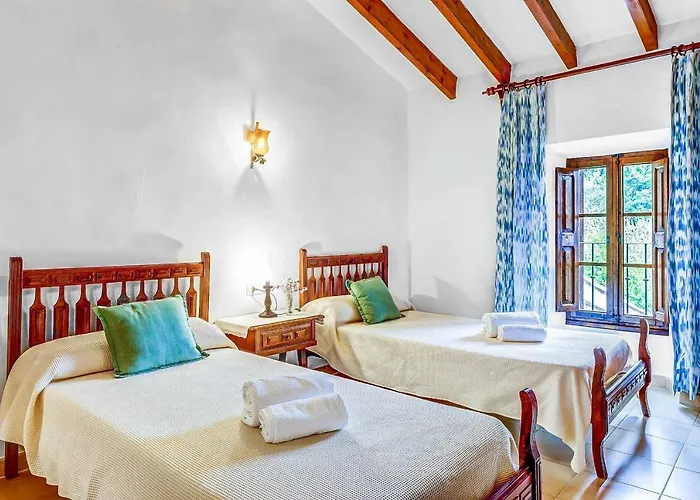 Vich - Oliva Villa Pollença